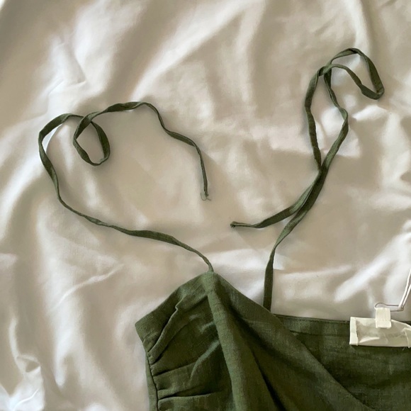 New Matching Set Crop Top and Skirt - Picture 11 of 11